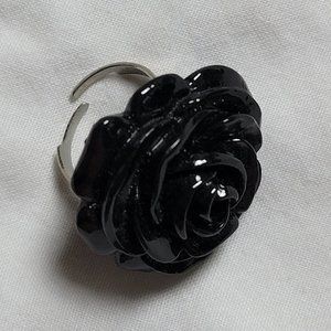 Acrylic Black Rose Adjustable Ring